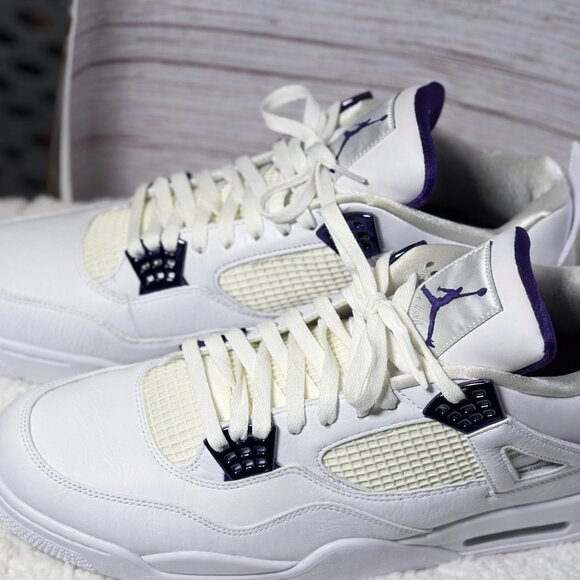 Jordan 4 Retro Mid Purple Metallic size 13 - Picture 3 of 3